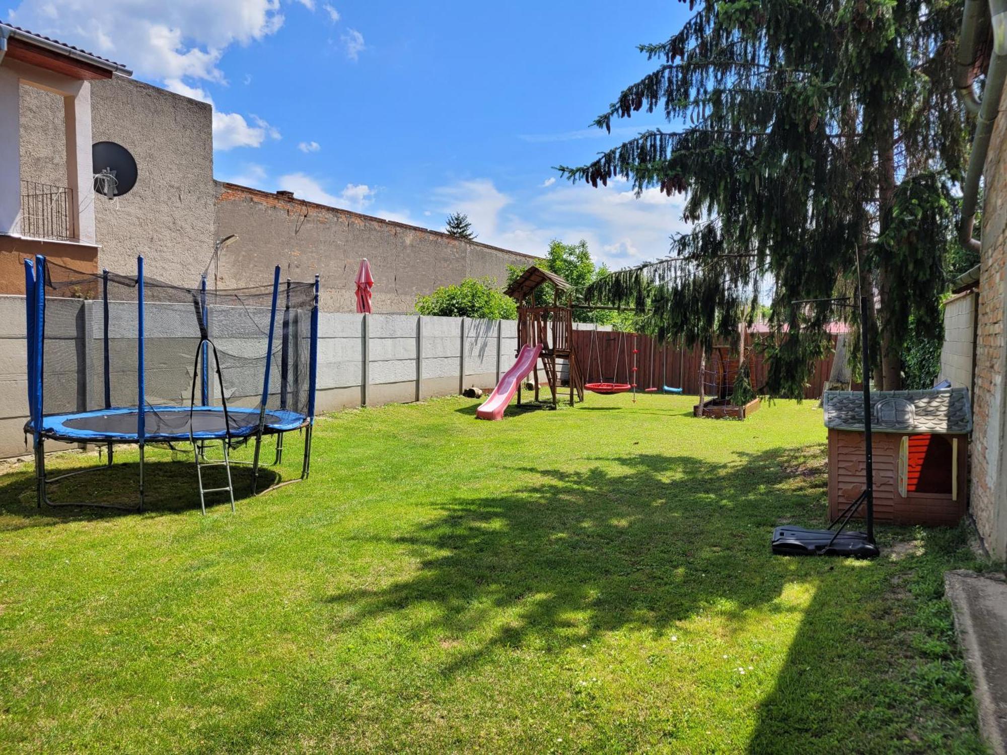Penzión Korzo Štúrovo Exterior foto