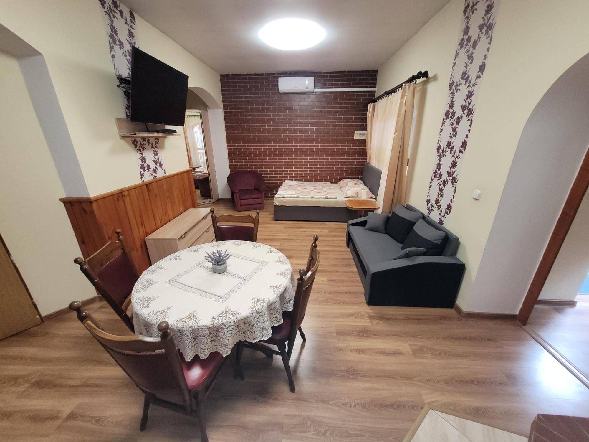 Penzión Korzo Štúrovo Exterior foto